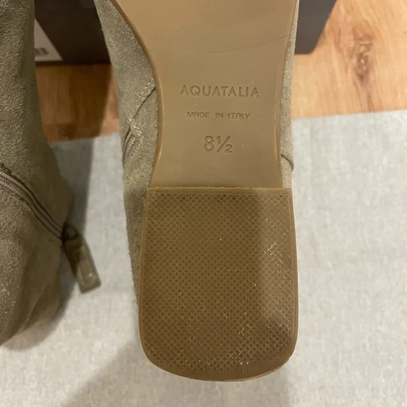 Aquatalia Fuoco Ankle Boots in Sage Suede Size 38.5/8.5 with Box and Dust Bag - Picture 5 of 7